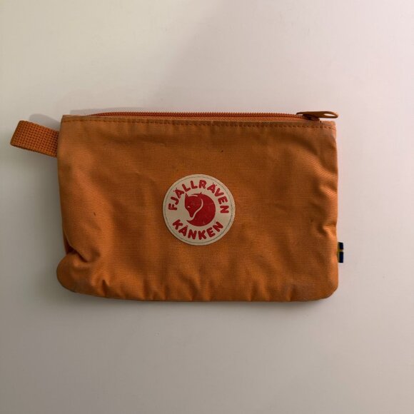 Fjallraven Kanken Gear Pocket in Spicy Orange - Picture 1 of 3